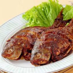 Ikan Goreng Baronang