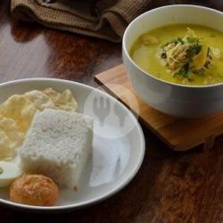 Nasi Soto Udang Medan   Perkedel