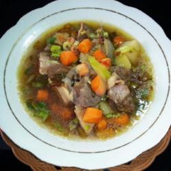 Sop Tulang Iga Sapi