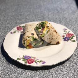 Smoke Beef Wrap (325 Kcal)