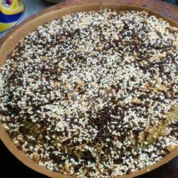 Biasa: Martabak Kacang Wijen Coklat Susu