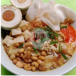 Bubur Ayam Telur Asin