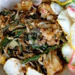 Gado Gado   Ketupat