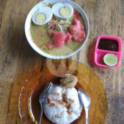 Nasi Soto Telur Bulat