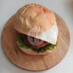 Chiliburger Ayam Keju Lembar