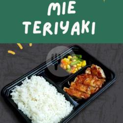 Mie Teriyaki Chicken