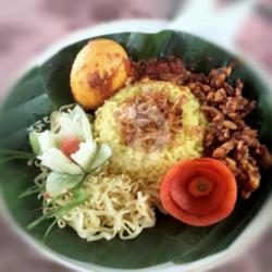 Nasi Kuning  Sambal Telur