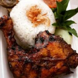 Paket Komplit Ayam Bakar Lamongan(paha/dada)