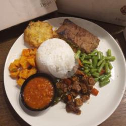 Nasi Campur Empal