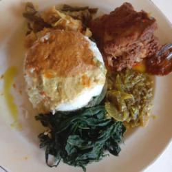 Nasi Padang Ayam Rendang