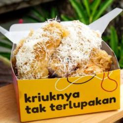 Pisang Keju Topping Strawberry