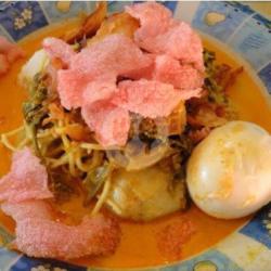 Lontong Sayur Mie Kuning   Telor