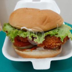 Burger Chicken Katsu