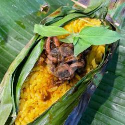 Nasi Kuning Bakar Cumi