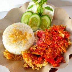 Ayam Geprek Sambal Korek