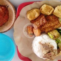 Paket Nasi Tempong Tempe Tahu