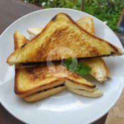 Roti Bakar Susu Vanilla