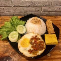 Nasi Telor Geprek Tahu Tempe