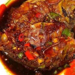 Ikan Bawal Sambal