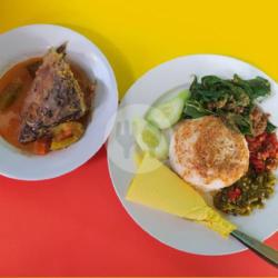 Nasi Sayur   Sambal   Kepala Tuna Gulai