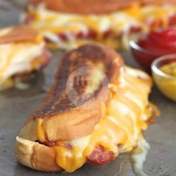 Great Grilled Cheese Hotdog