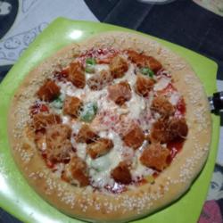 Pizza Katsu Pedas 22 Cm