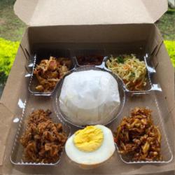 Nasi Kotak Campur