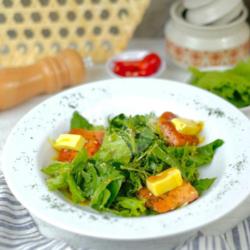 Salmon With Green Salad