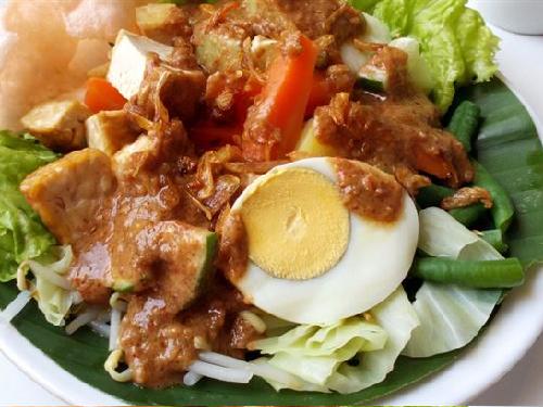 Gado-gado Fredi