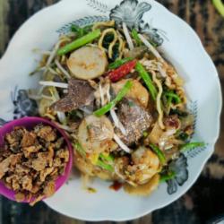 Kwetiaw/bihun/ Mie Kangkung Belacan