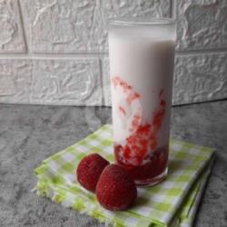 Korean Strawberry Milk