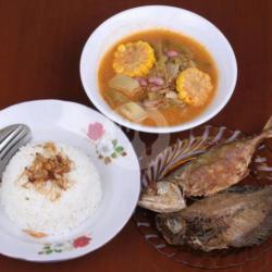 Nasi Sayur Asem Sepat / Peda