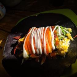 Kebab Daging Telur Mozzarella Kulit Hitam