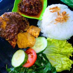 Ayam Bakar  Nasi Sambal Terasi