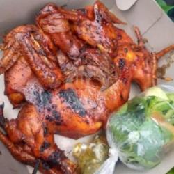 Ayam Ingkung Bakar Pedes