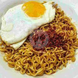 Mie Sedap Goreng Telur