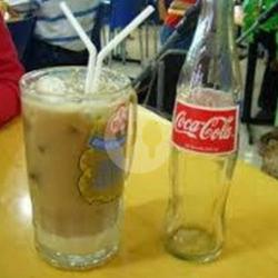 Es Coca-cola Susu