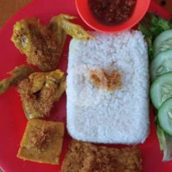 Paket Sayap Goreng Serundeng