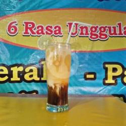 Es Kelapa Gula Merah