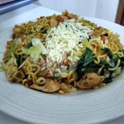 Mie Goreng Keju