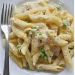 Penne Chicken And Cheese