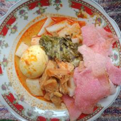 Ketupat Sayur Telur Tahu