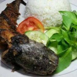 Nasi Lele Kremes Lengkuas