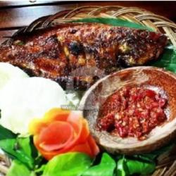 Pecel Nila Bakar