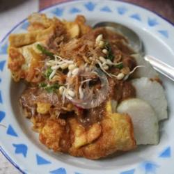 Tahu Telor Lontong