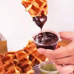 Croffle / Croissant Waffle Cokelat 3 Pcs