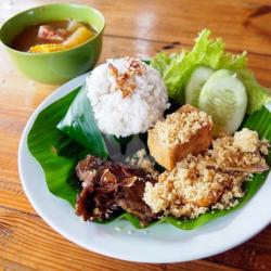 Paket Nasi Timbel Empal