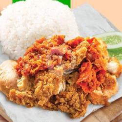 Paket Nasi Ayam Geprek