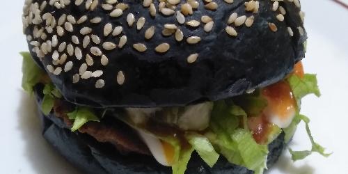 Uenoblack Burger, Cemara Permai