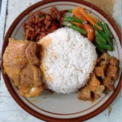 Nasi Rames Ayam Opor